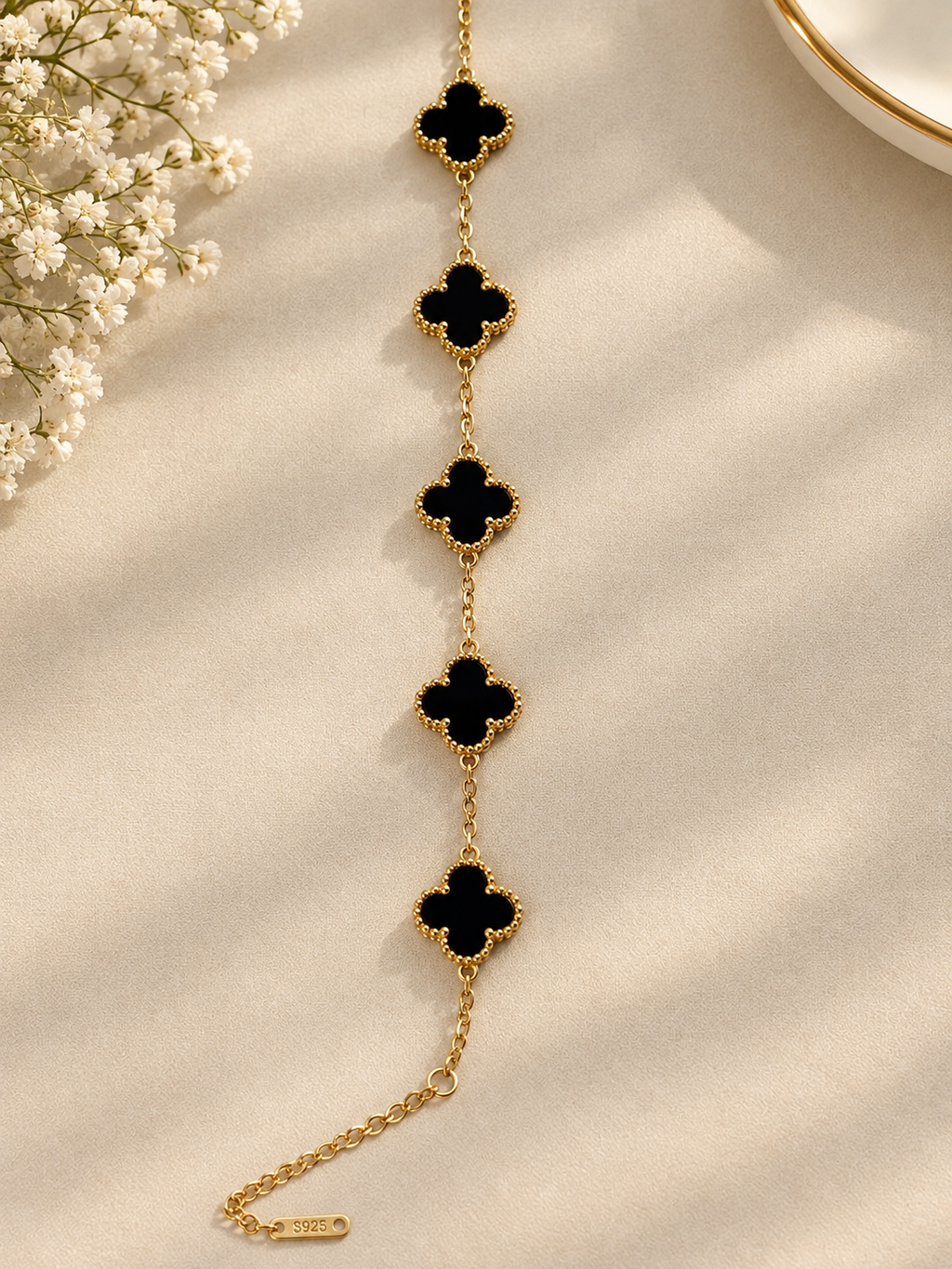 Black Clover Charm Gold Bracelet ✨🖤