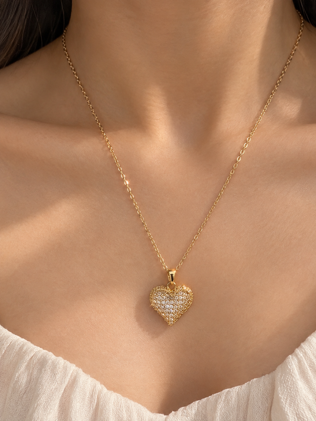 Gold Heart Crystal Pendant Necklace ✨❤️